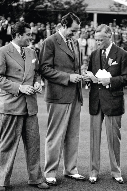 Golfpunks dieser Welt: Ralph Capone zückt seine tödlichste Waffe (r.)