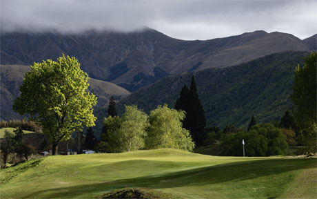 ARROWTOWN GOLF CLUB
